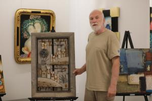 GLST, zakljucek tabora, Tomaz Hartman ob svojem delu, foto Alenka Strazisar Lamovsek (11)